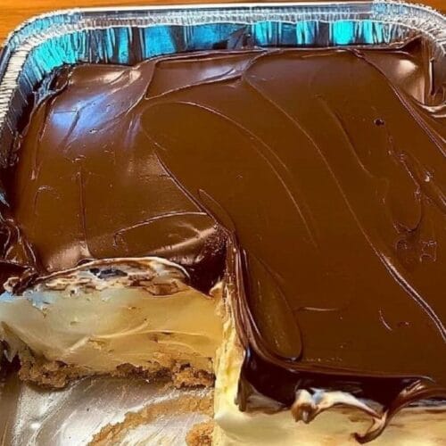 No-Bake Chocolate Eclair Cake